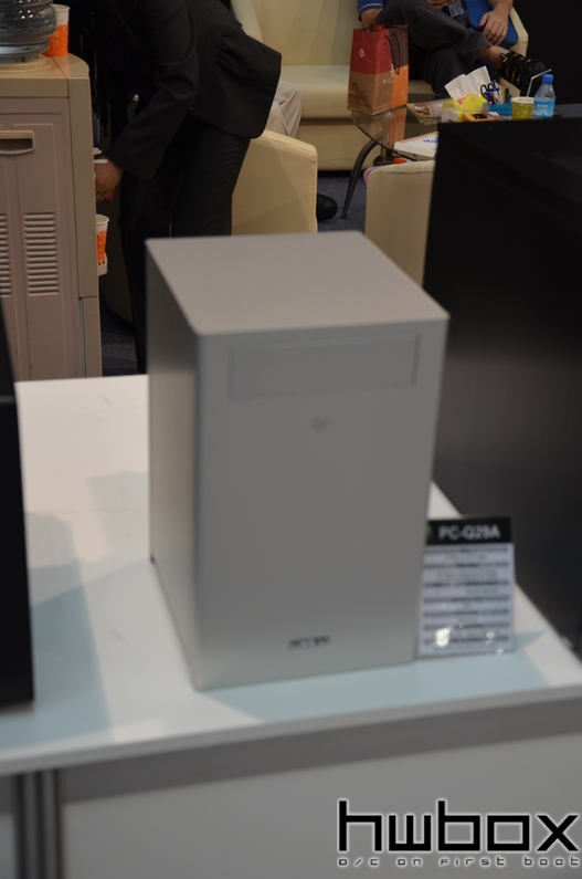 HWBOX @ Computex 2014: Lian Li Booth