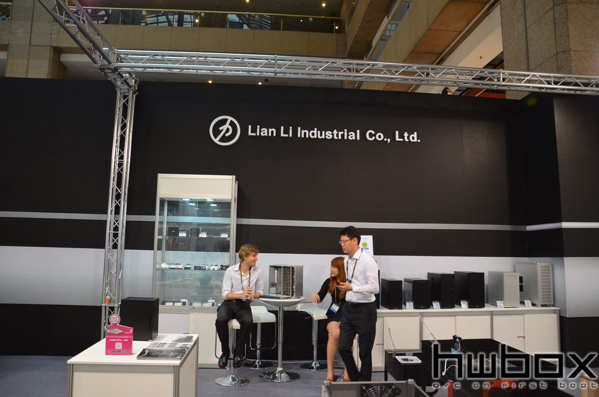 HWBOX @ Computex 2014: Lian Li Booth