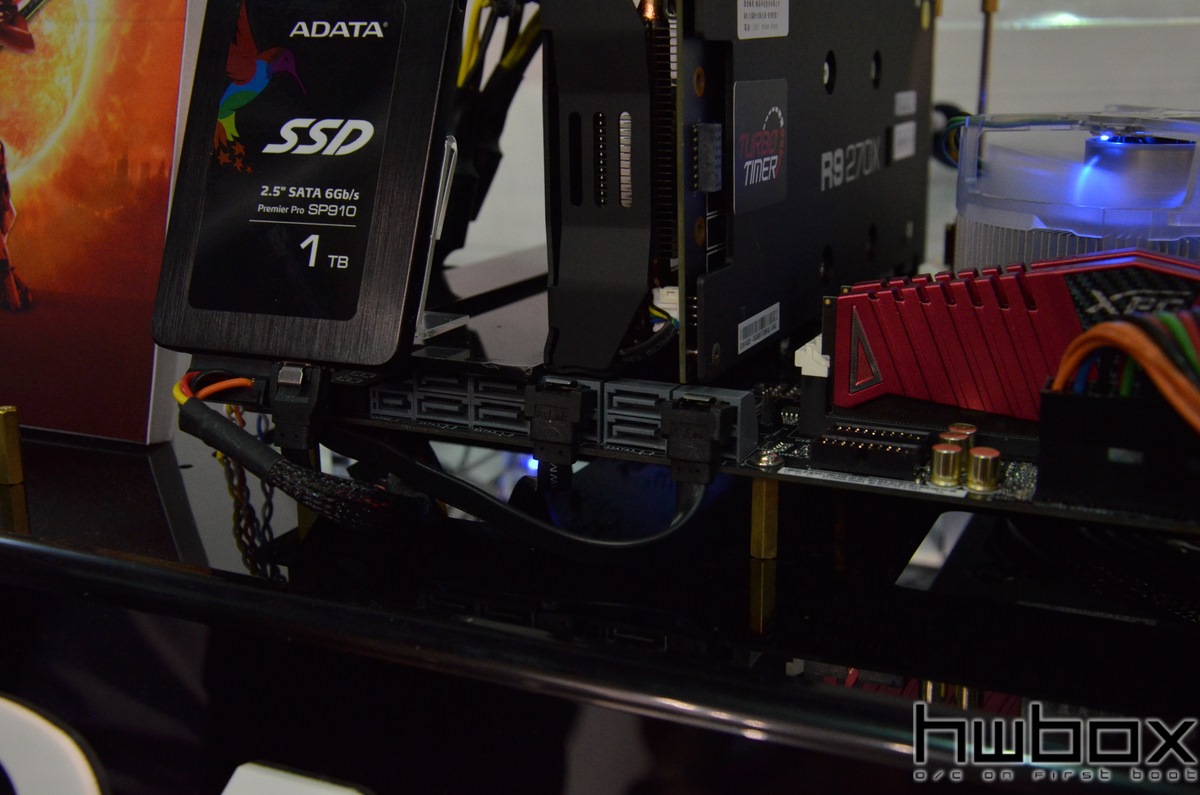 HWBOX @ Computex 2014: Adata Booth