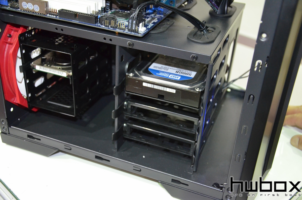 HWBOX @ Computex 2014: Raijintek Booth