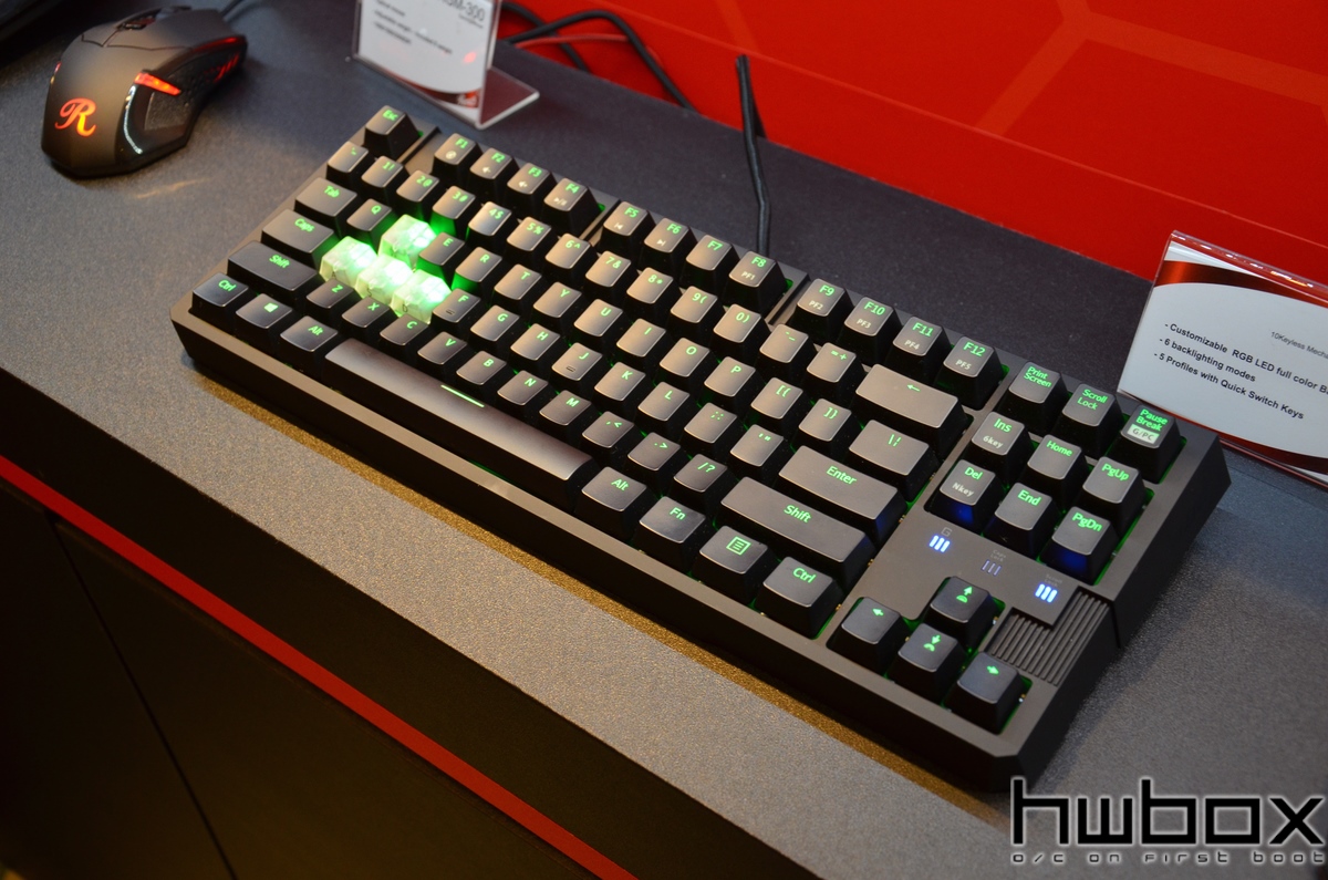 HWBOX @ Computex 2014: Rosewill Booth