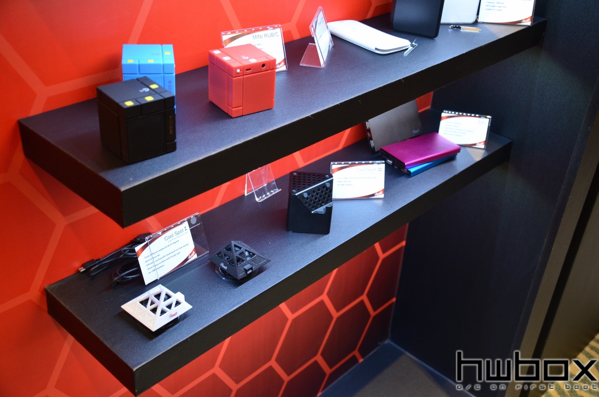 HWBOX @ Computex 2014: Rosewill Booth