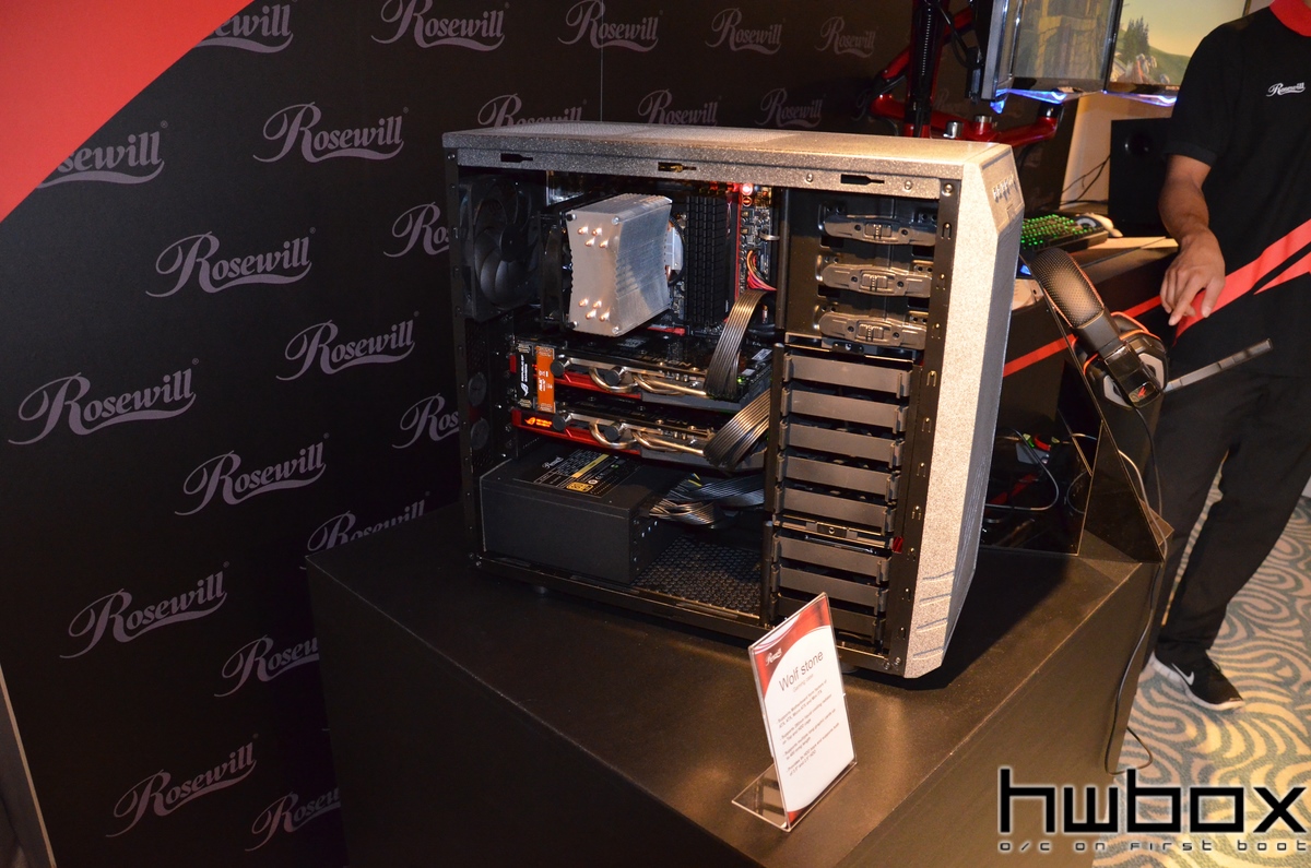 HWBOX @ Computex 2014: Rosewill Booth