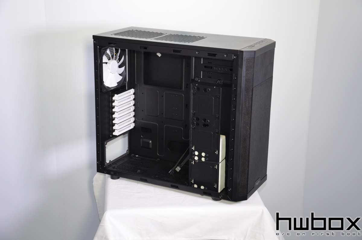 HWBOX @ Computex 2014: Fractal Design booth