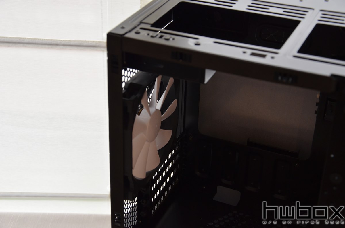 HWBOX @ Computex 2014: Phanteks booth