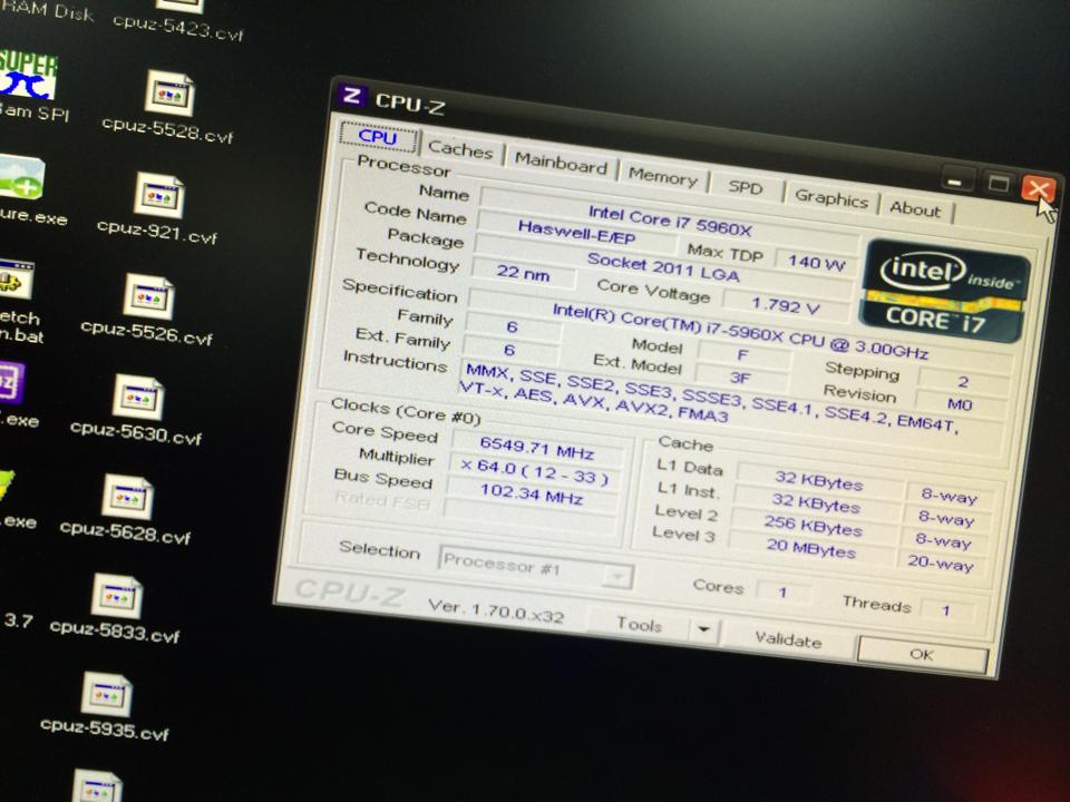 Chi Kui Lam's CPU Frequency WR με τον Core i7 5960X