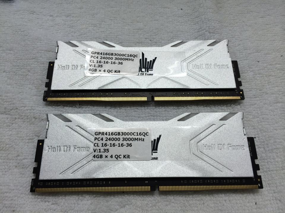 GALAX DDR4 3000 Memory kit pictured