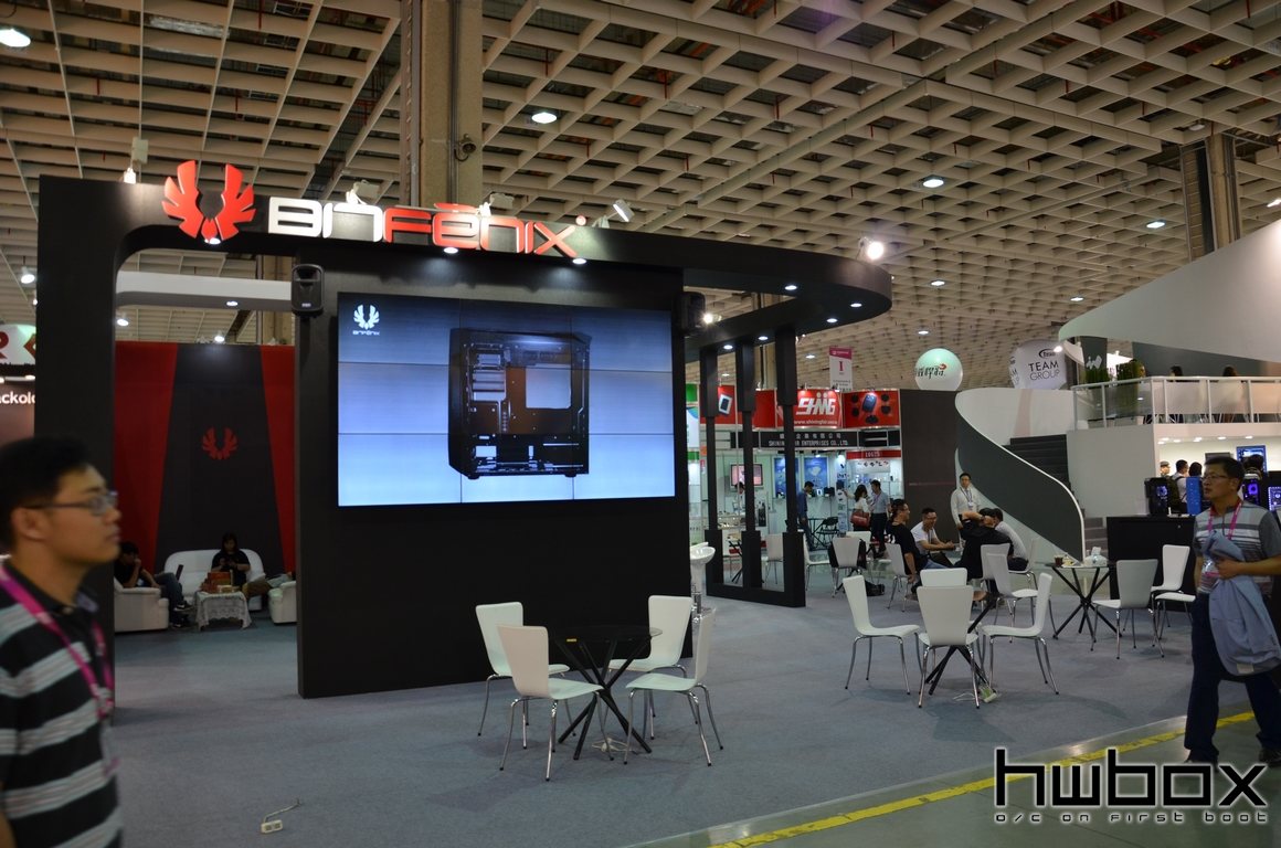 Computex 2015: Bitfenix Booth