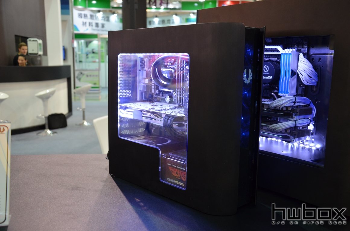 Computex 2015: Bitfenix Booth