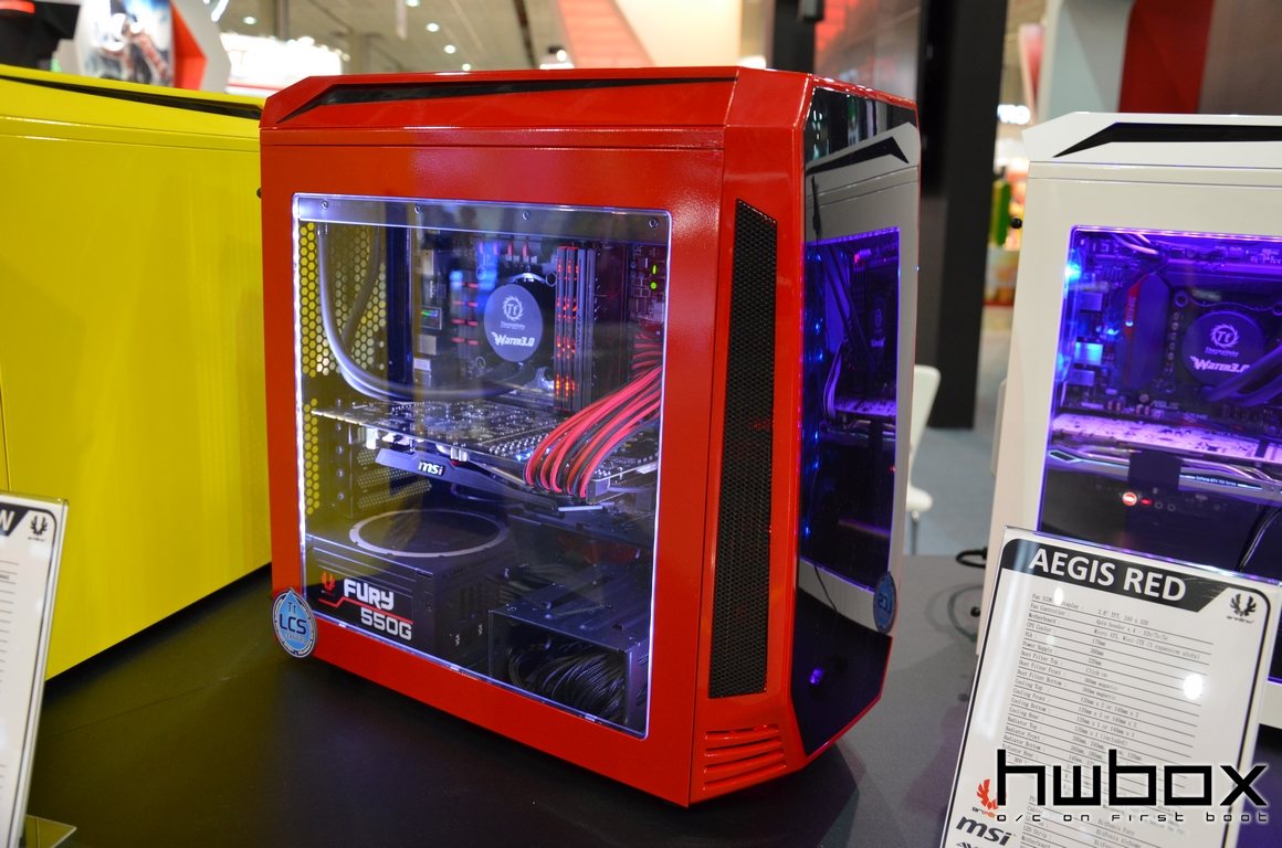 Computex 2015: Bitfenix Booth