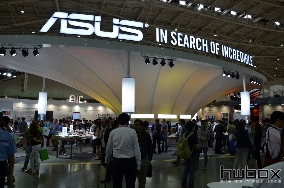 Computex 2015: ASUS Booth