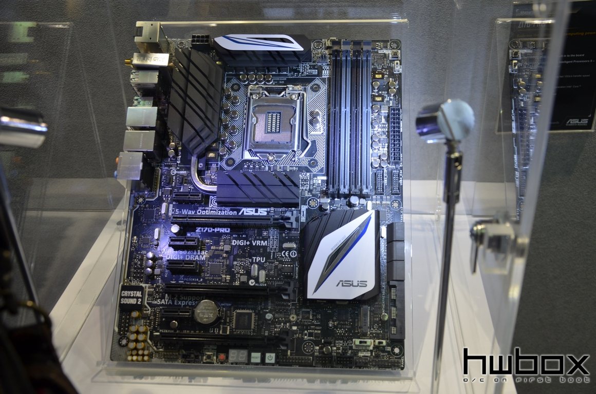 Computex 2015: ASUS Booth