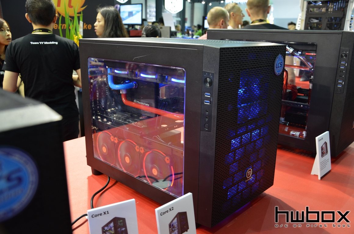 Computex 2015: Thermaltake Booth, Cases & Builds