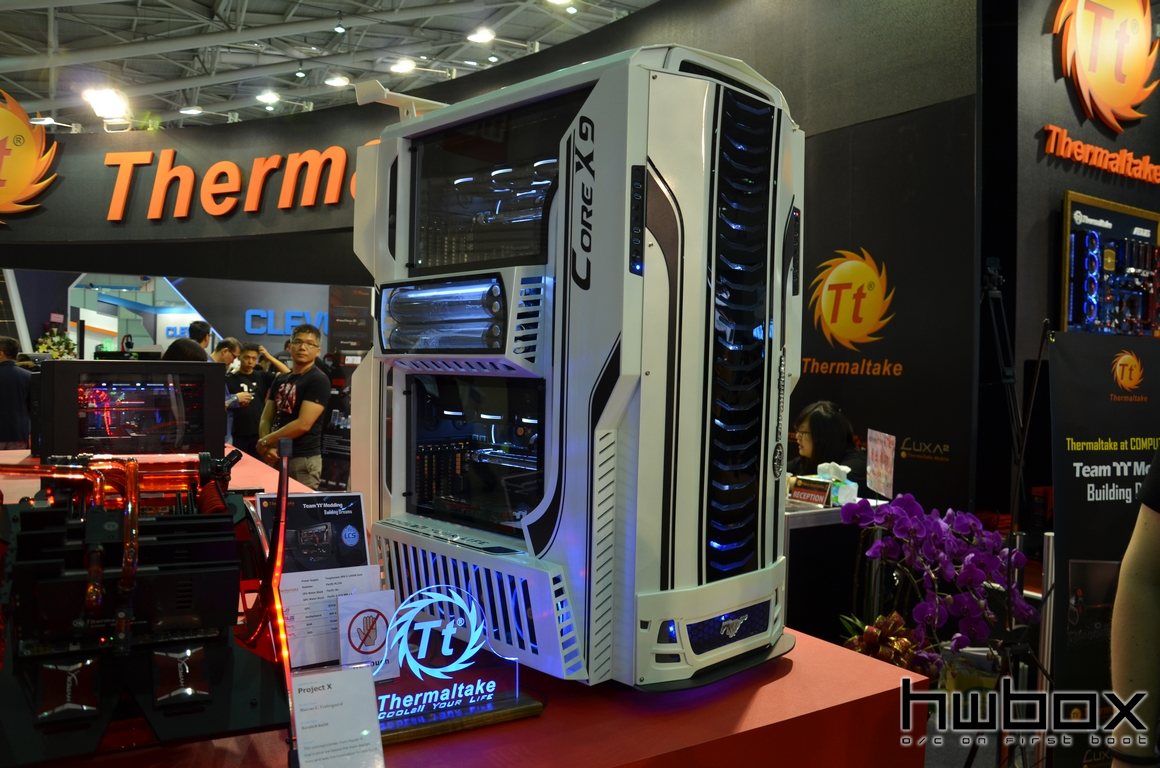 Computex 2015: Thermaltake Booth, Cases & Builds