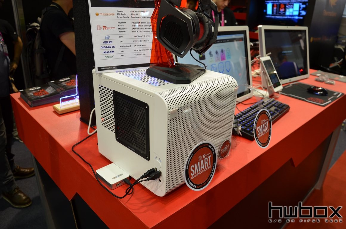 Computex 2015: Thermaltake Booth, Cases & Builds