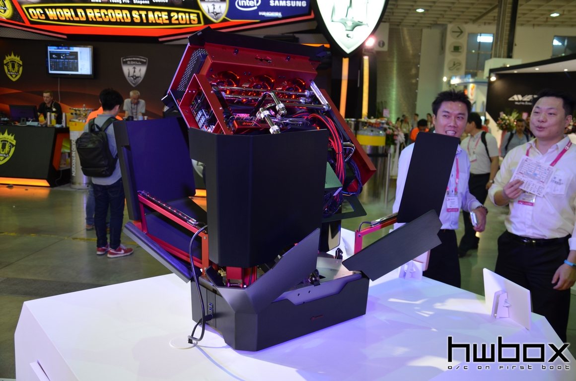 Computex 2015: InWin Booth