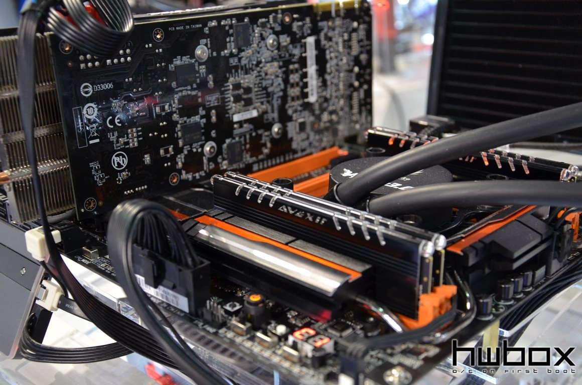 Computex 2015: Avexir Booth