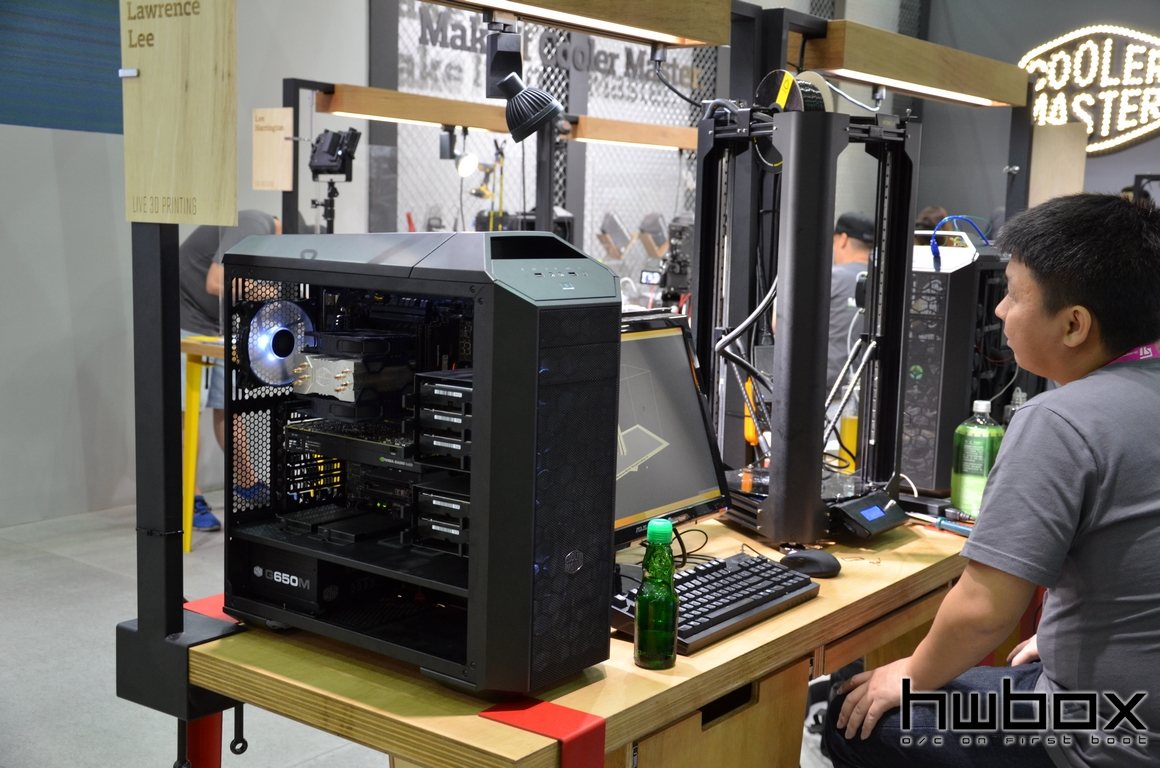 Computex 2015: Cooler Master Booth