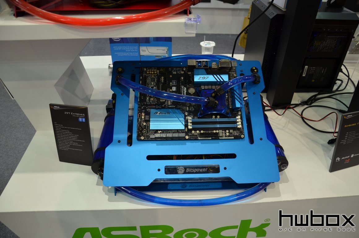 Computex 2015: ASRock Booth