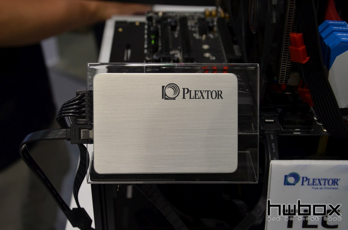 Computex 2015: Plextor Booth