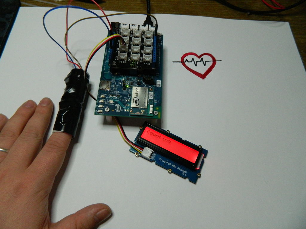 DIY: Μετρήστε τους χτύπους της καρδιάς με το Intel Edison