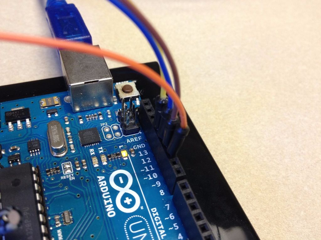 DIY: Προγραμματίζοντας ένα ATtiny με Arduino