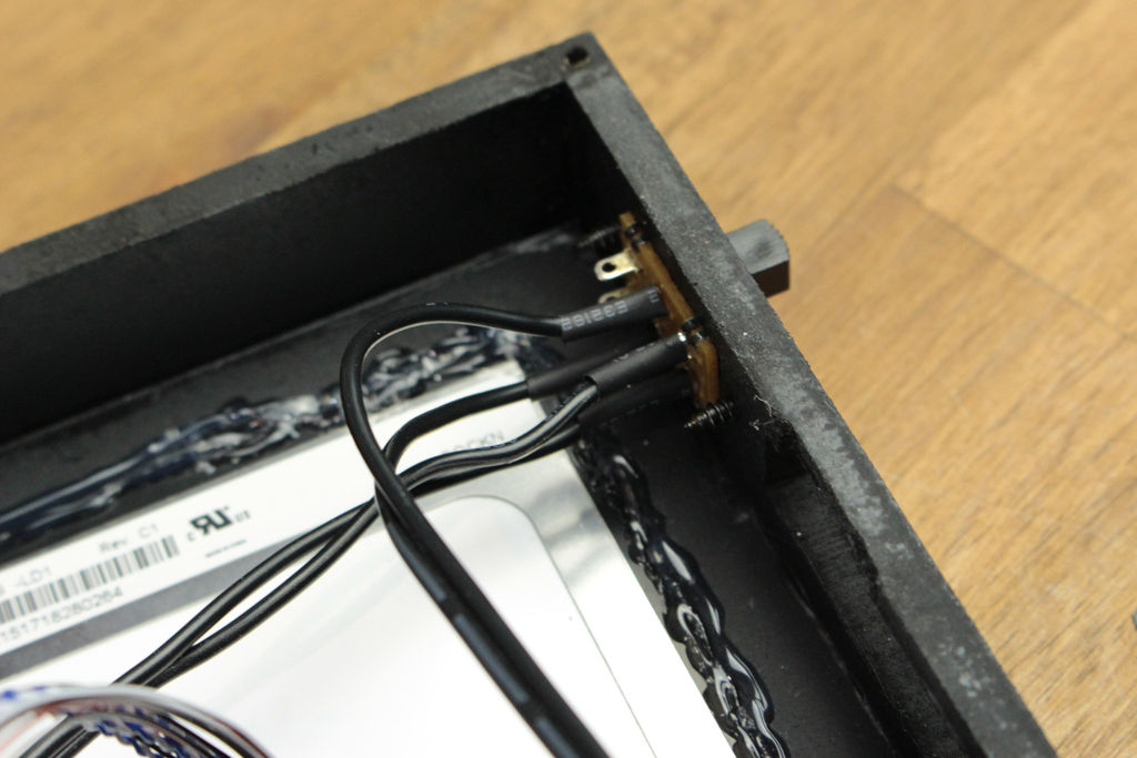 DIY: Φορητό HDMI Monitor