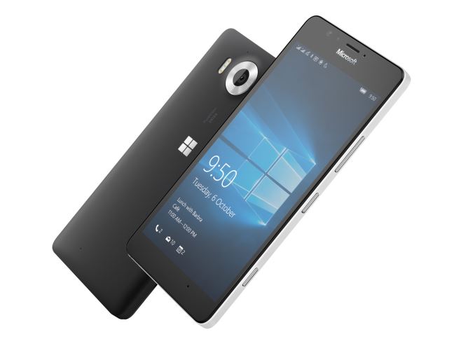 Τρία νέα Lumia smartphones αποκάλυψε η Microsoft