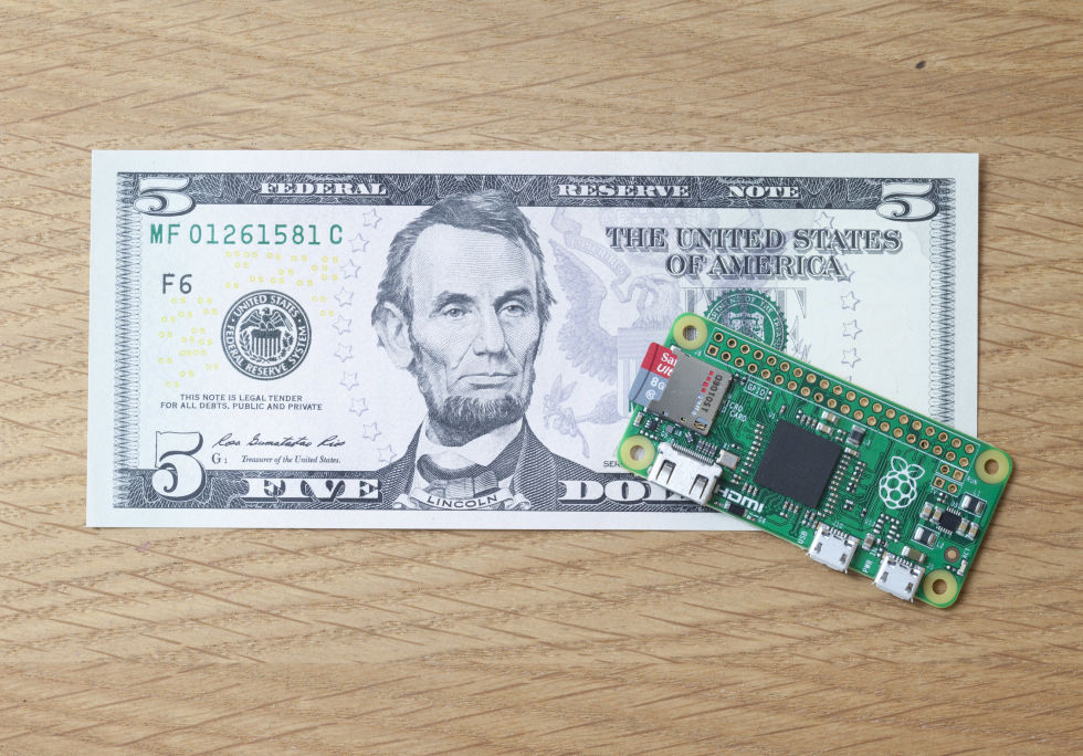 Pi Zero: Πλήρες Raspberry Pi σε μέγεθος τσέπης με μόνο $5