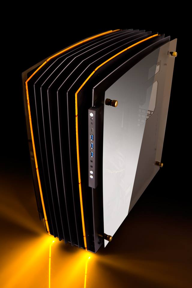 CES 2016: InWin H-Frame 2.0 Chassis