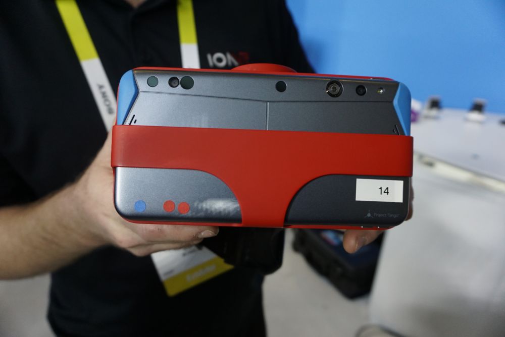 CES 2016: RealSense Smartphone από την Intel με δυνατότητες VR