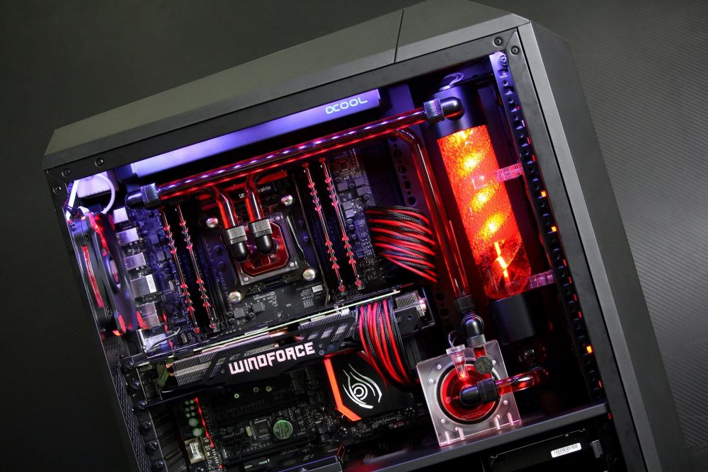 Featured Build: CoolerMaster MasterCase Pro 5 WC