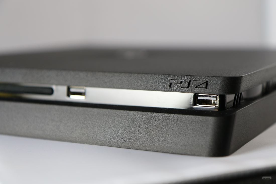 Teardown στο hardware του νέου Sony PlayStation 4 Slim