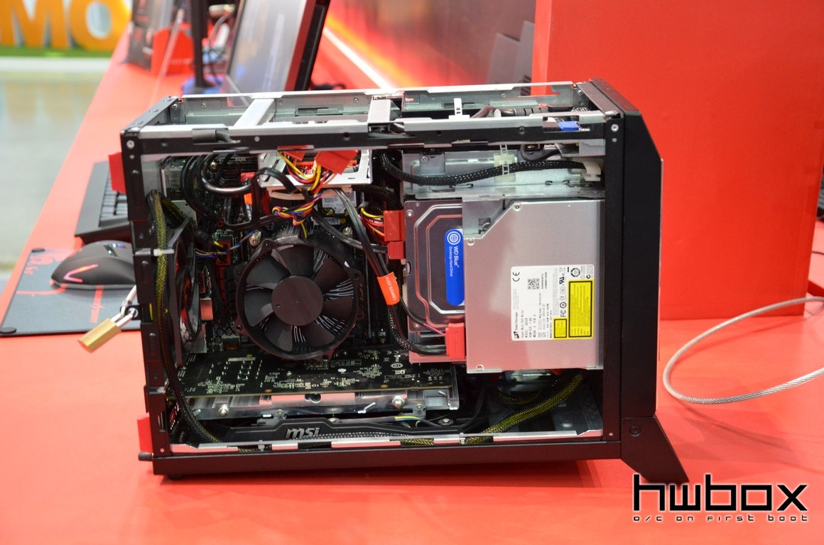 Computex 2015: MSI Booth, GAMING Notebooks και περιφερειακά