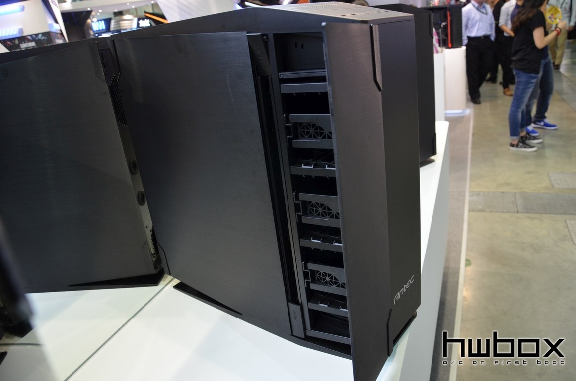 Computex 2015: Antec Booth