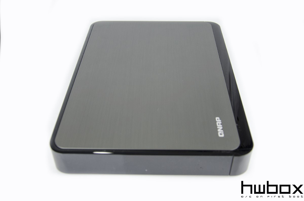 Qnap SilentNAS HS-210 Review: Silently in your service