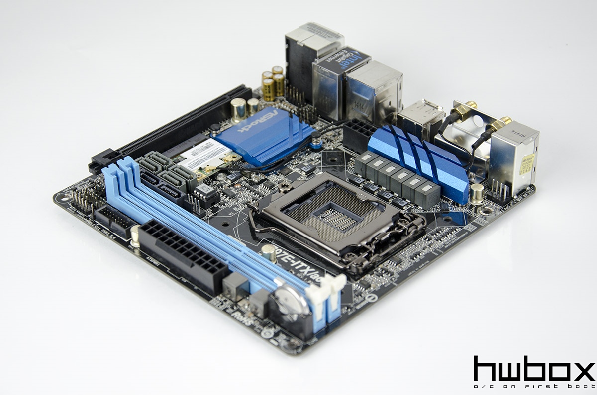 Asrock Z97E-ITX/ac Review: Small but packed