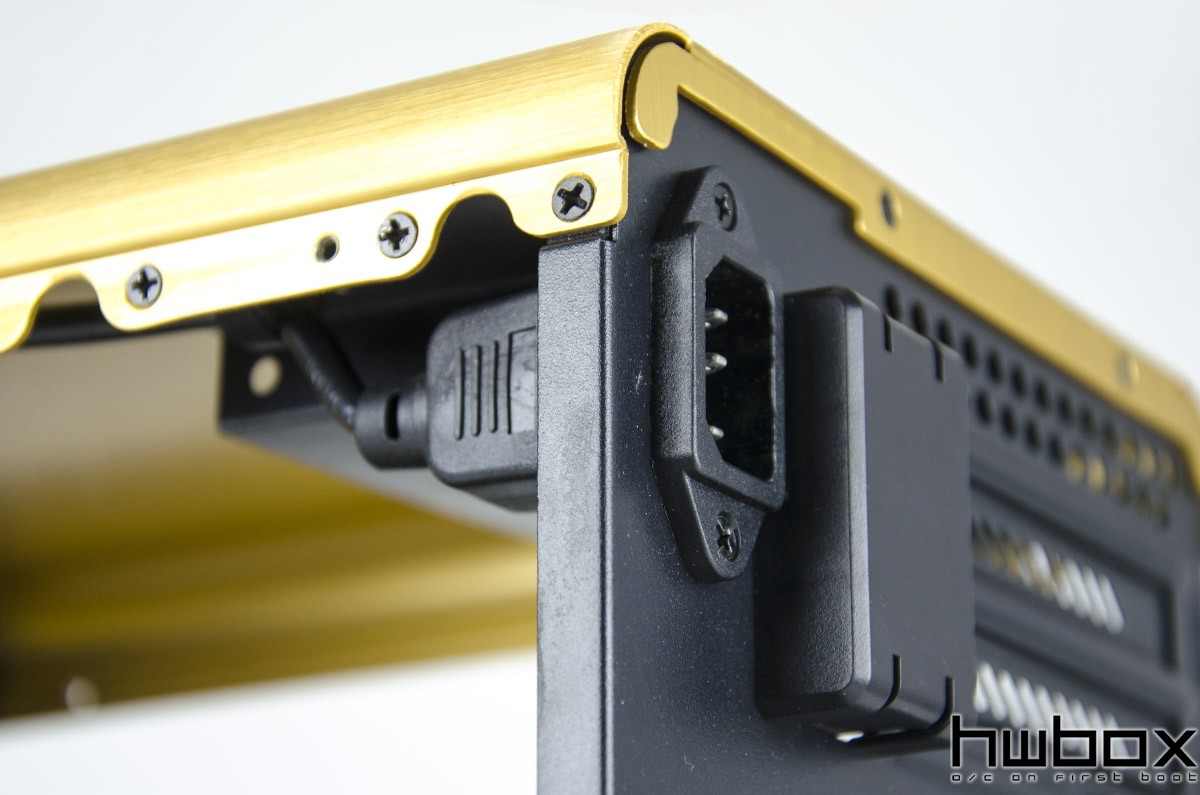 Raijintek Metis mITX Case Review: Small Luxurious box!