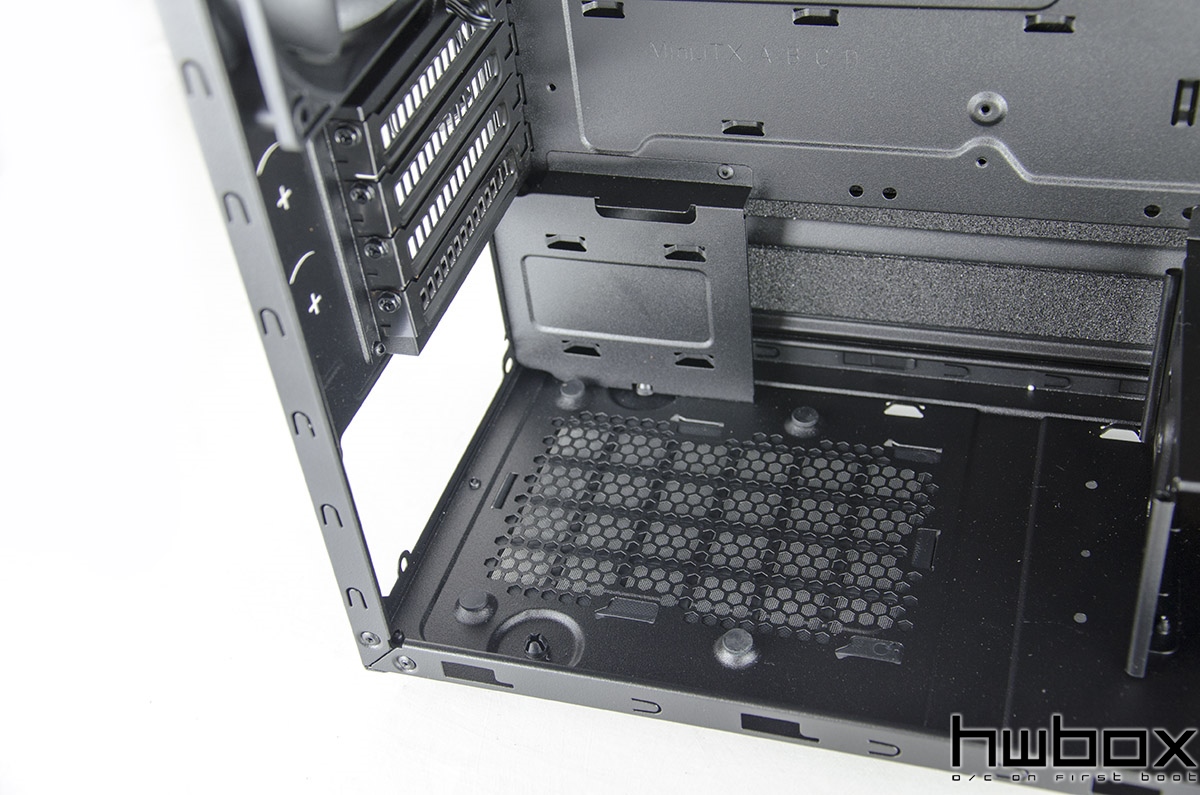 Cooler Master Silencio 352 Review: Small silent case