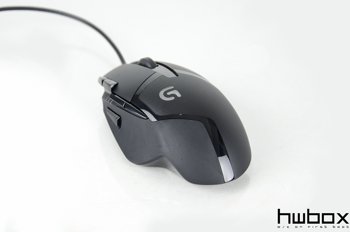 Logitech G402 Hyperion Fury Review: Logitech's gaming alternative