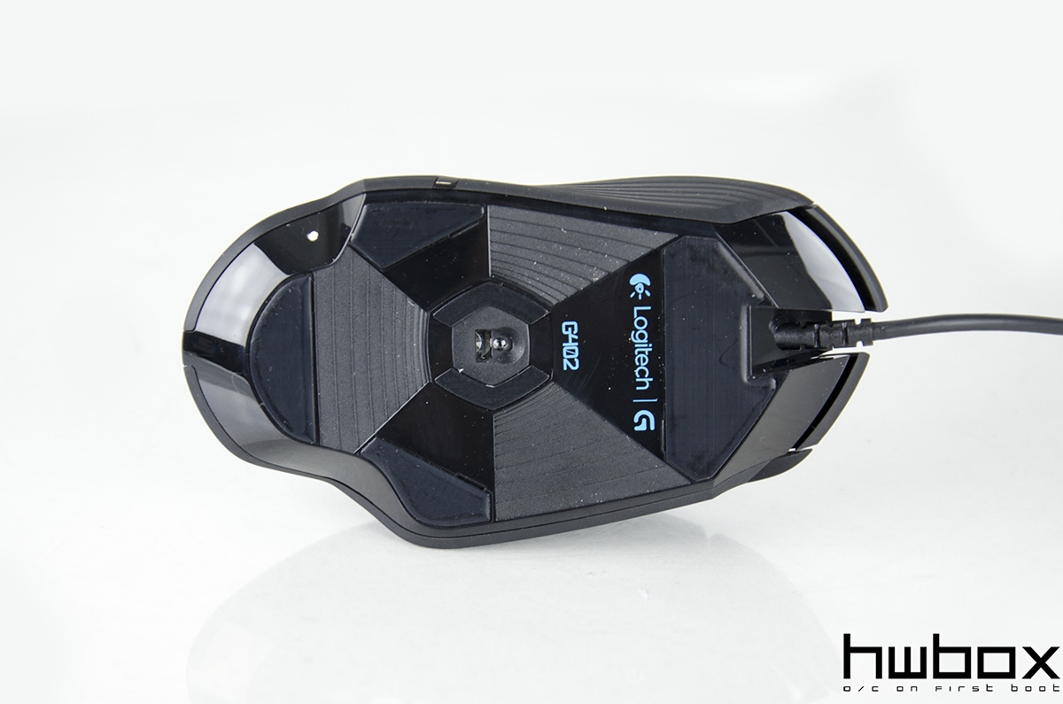 Logitech G402 Hyperion Fury Review: Logitech's gaming alternative