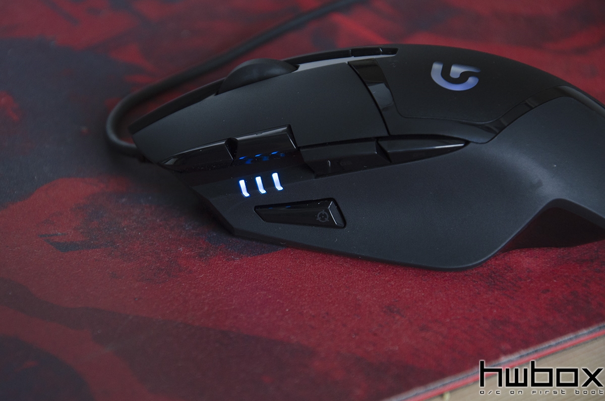 Logitech G402 Hyperion Fury Review: Logitech's gaming alternative