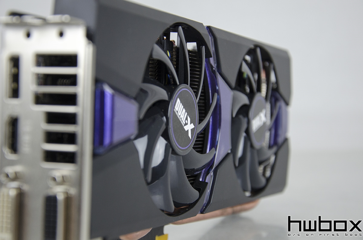 Sapphire Radeon R9 285 Dual-X & Compact Review: Different Tonga flavors