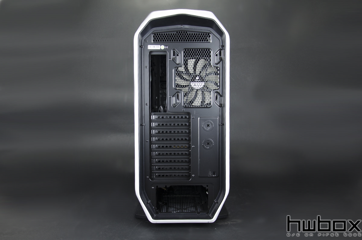 Corsair Graphite 780T Review: The enthusiast's heaven?