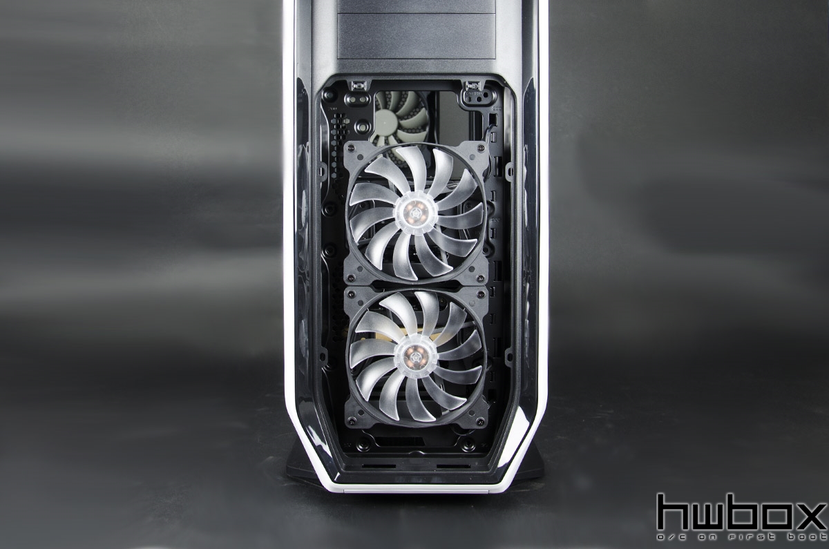 Corsair Graphite 780T Review: The enthusiast's heaven?