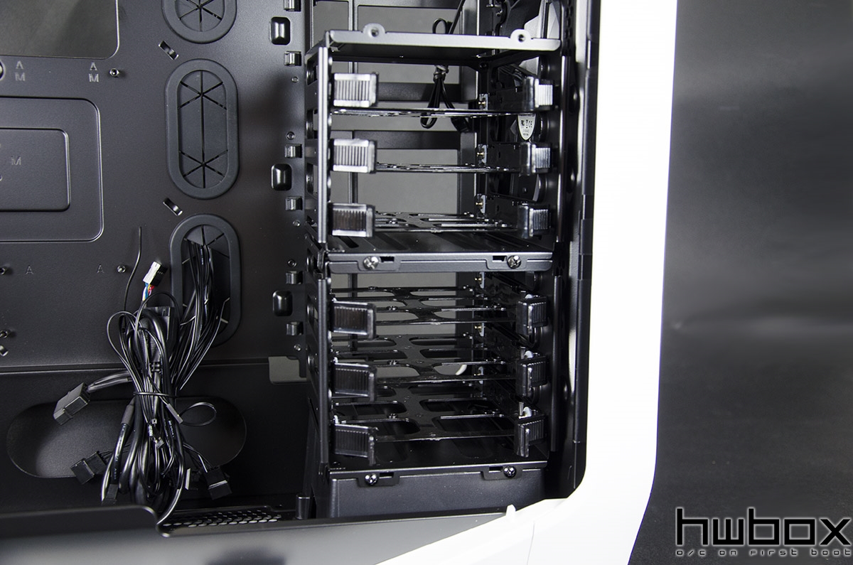 Corsair Graphite 780T Review: The enthusiast's heaven?