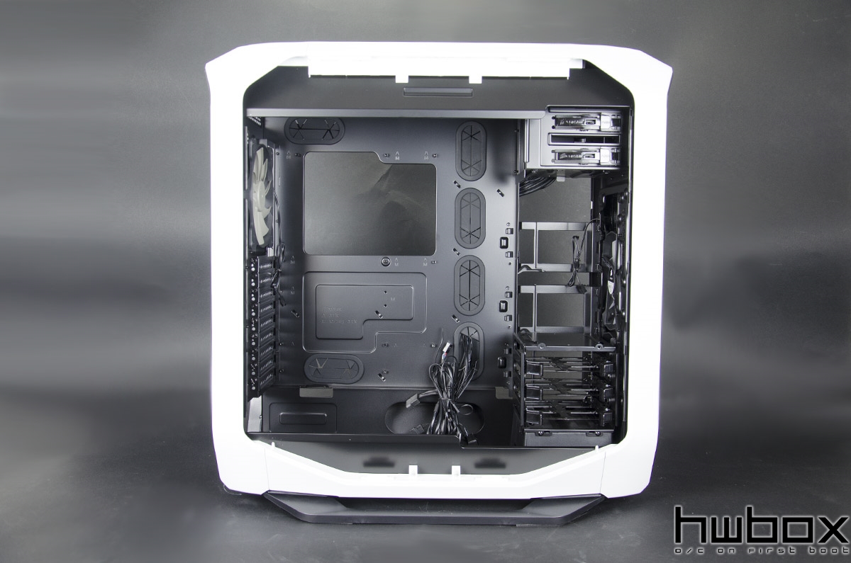 Corsair Graphite 780T Review: The enthusiast's heaven?