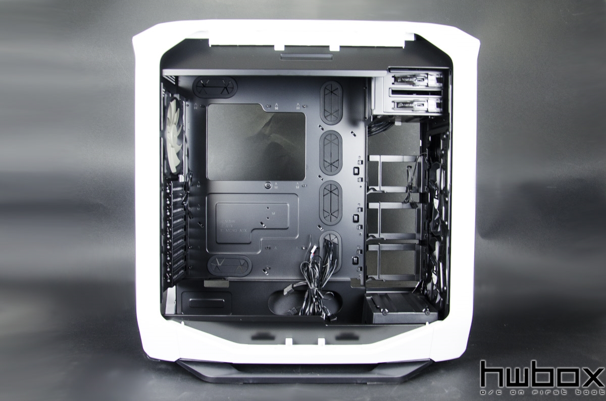 Corsair Graphite 780T Review: The enthusiast's heaven?