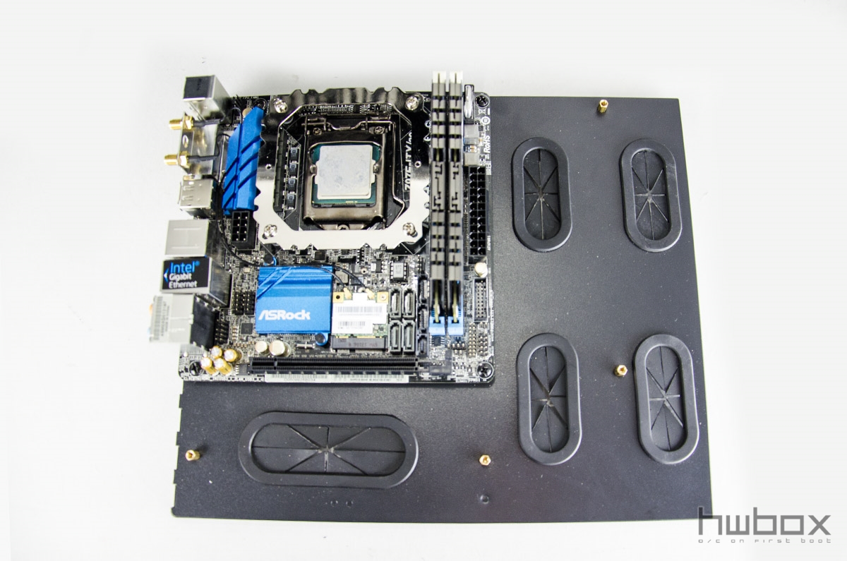 Raijintek Aeneas Review: The small fortress