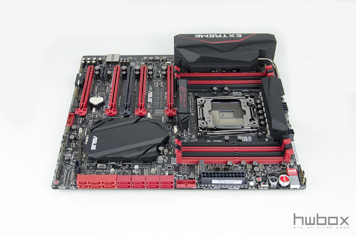 ASUS RoG Rampage V Extreme Review: The enthusiast's dream